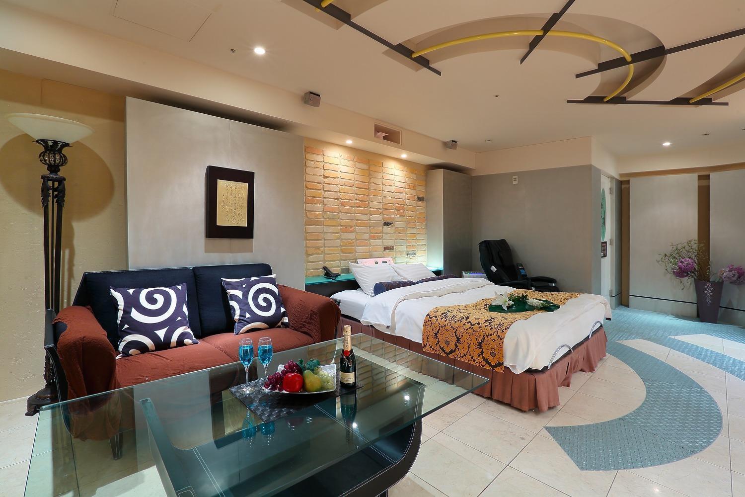 Hotel Axis -アクシス- (Adults Only) Ōsaka Extérieur photo