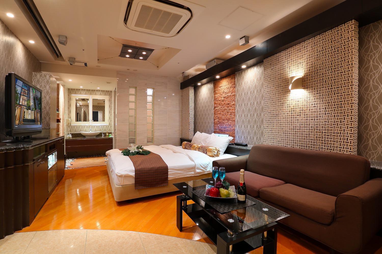 Hotel Axis -アクシス- (Adults Only) Ōsaka Extérieur photo